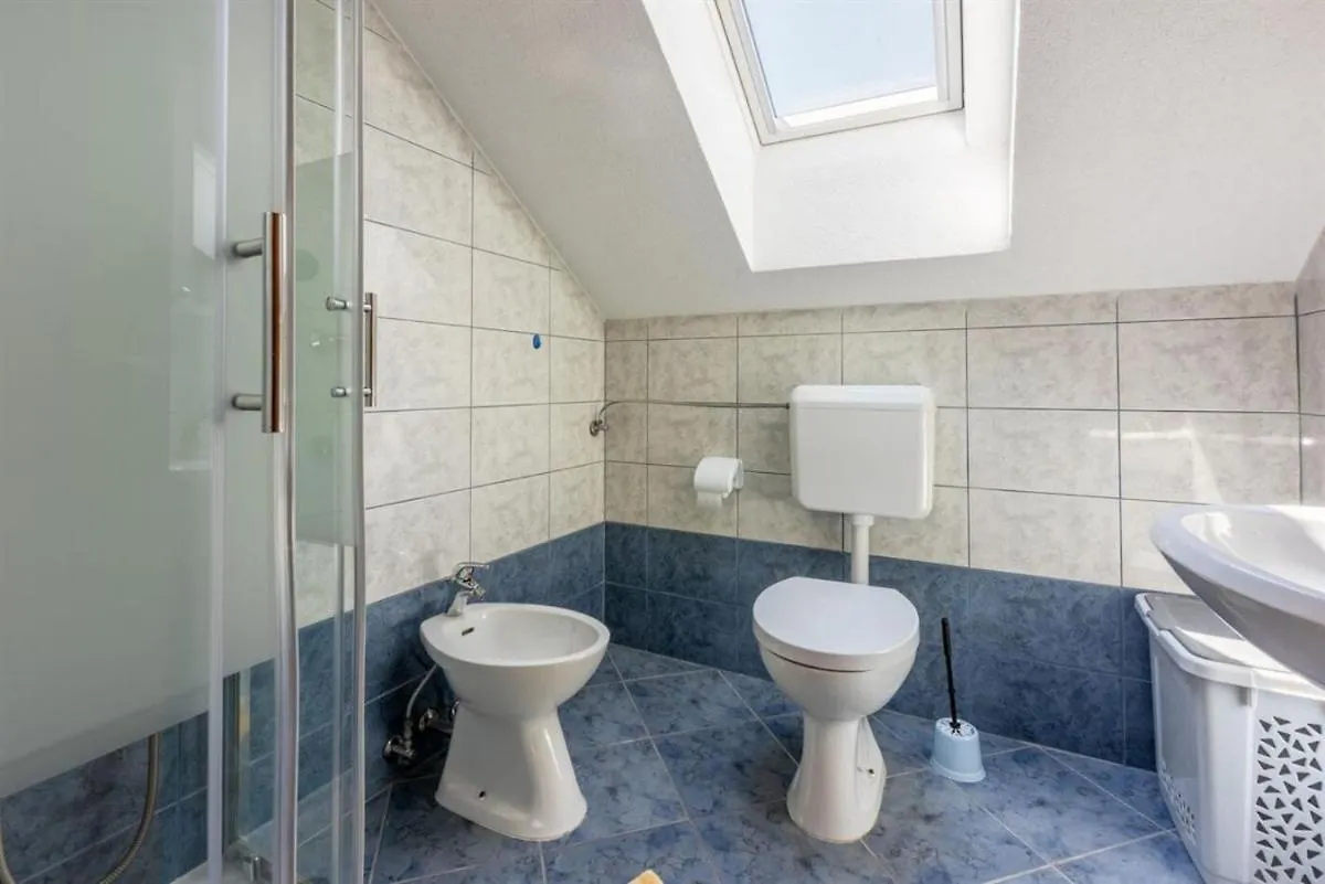 Guest house Boni In Supetarska Draga - Kvarner Region Croatia