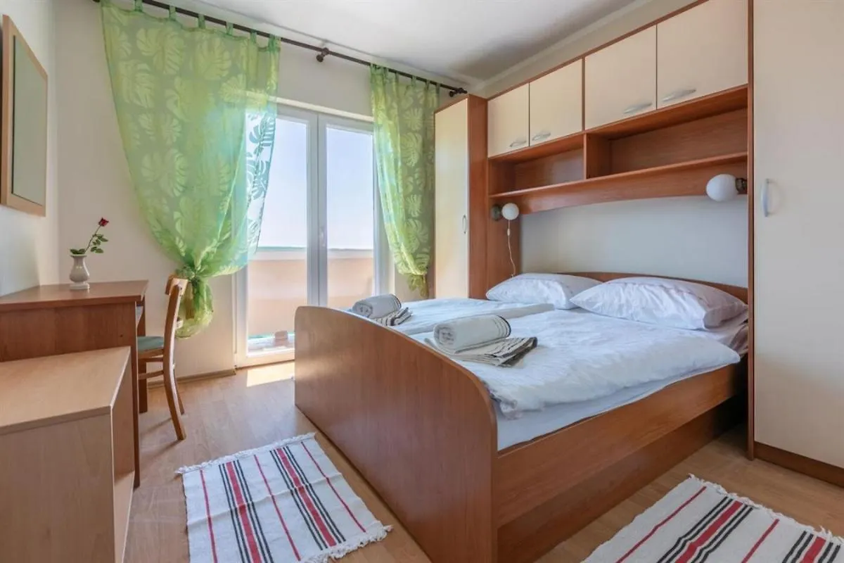 Guest house Boni In Supetarska Draga - Kvarner Region