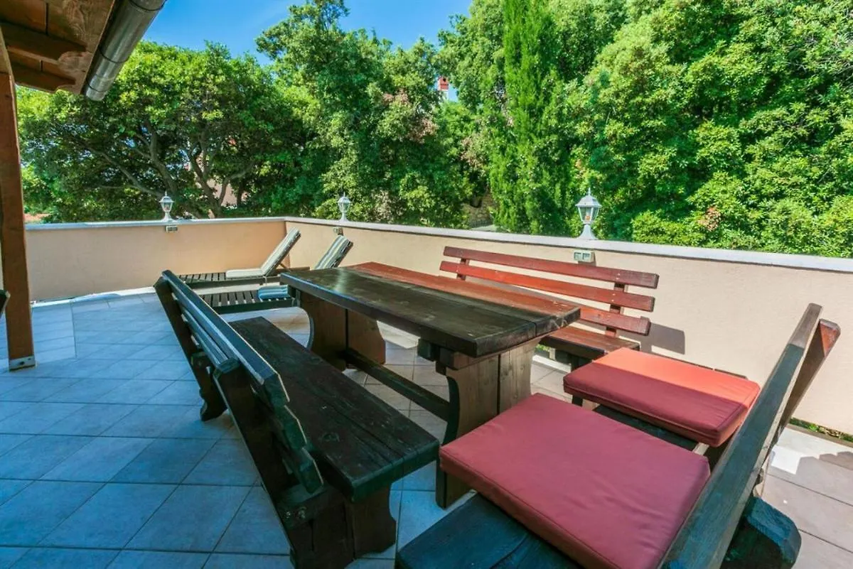 Guest house Boni In Supetarska Draga - Kvarner Region Croatia